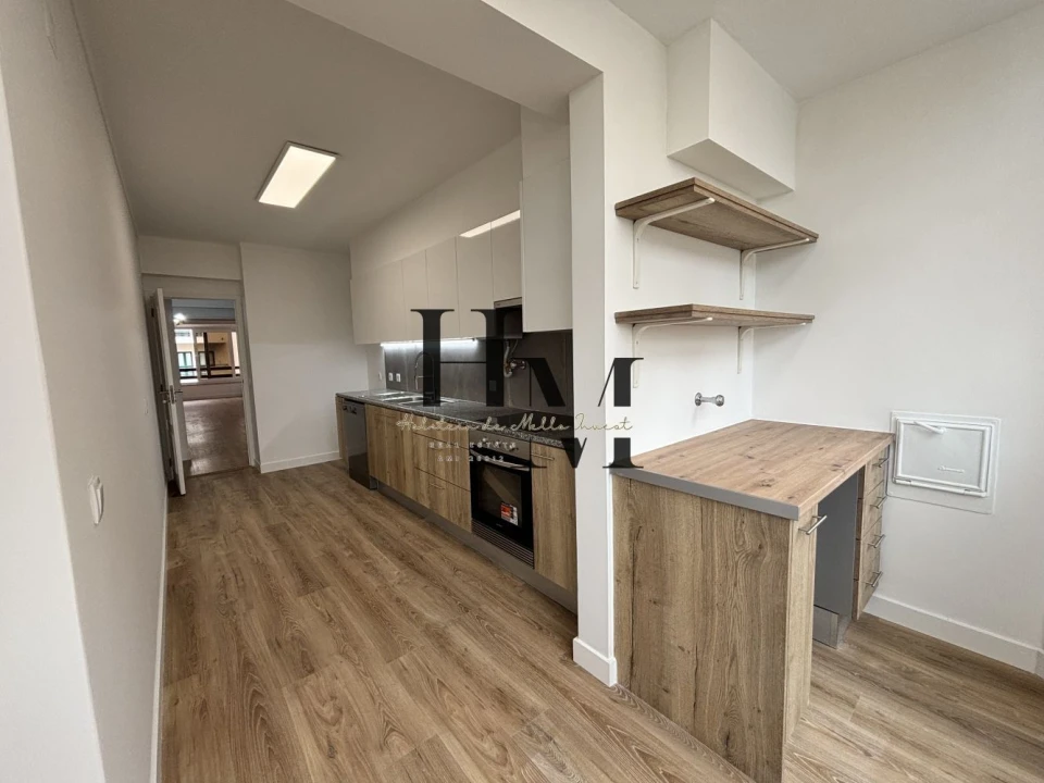Apartamento T3 para Venda em São Domingos de Benfica Foto 10