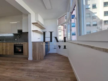 Apartamento T3 para Venda em São Domingos de Benfica