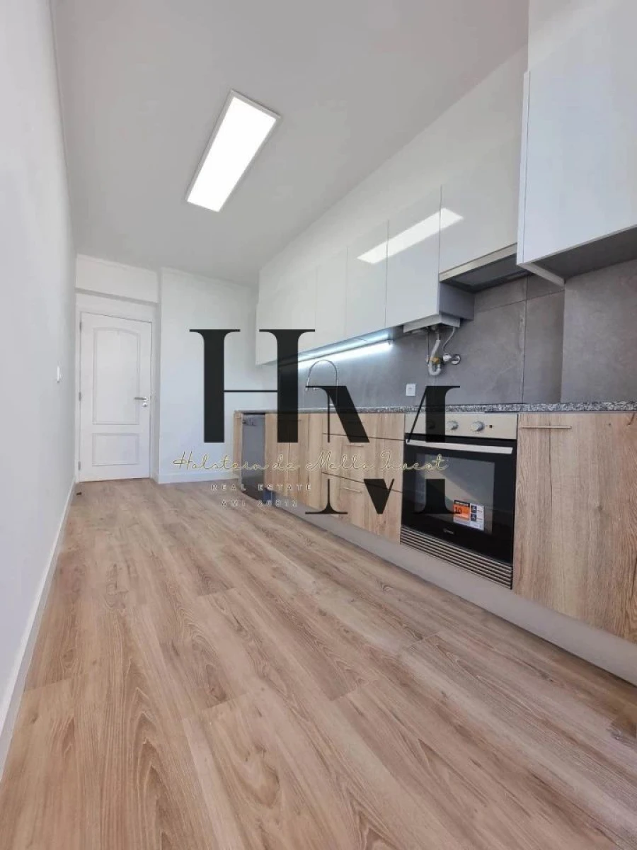 Apartamento T3 para Venda em São Domingos de Benfica Foto 7