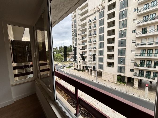 Apartamento T3 para Venda em São Domingos de Benfica Foto 32