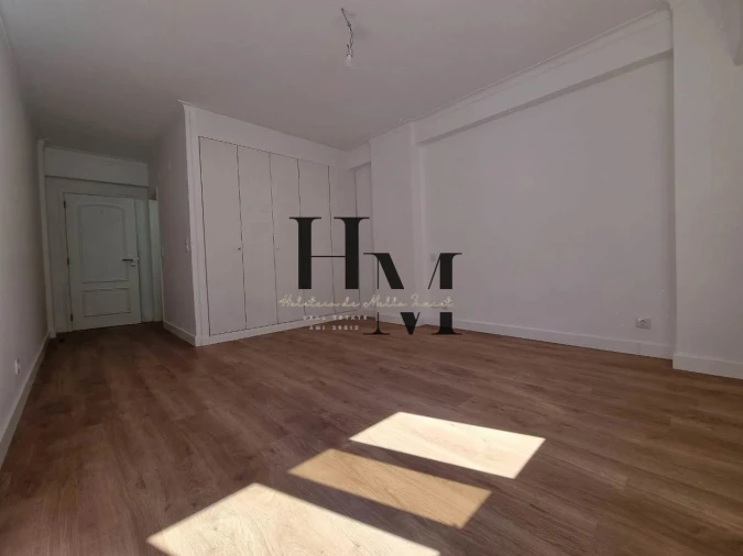 Apartamento T3 para Venda em São Domingos de Benfica Foto 16