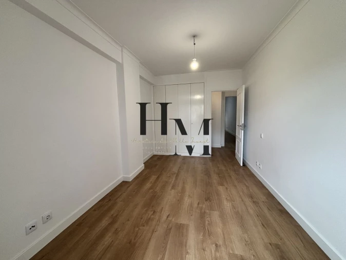 Apartamento T3 para Venda em São Domingos de Benfica Foto 13