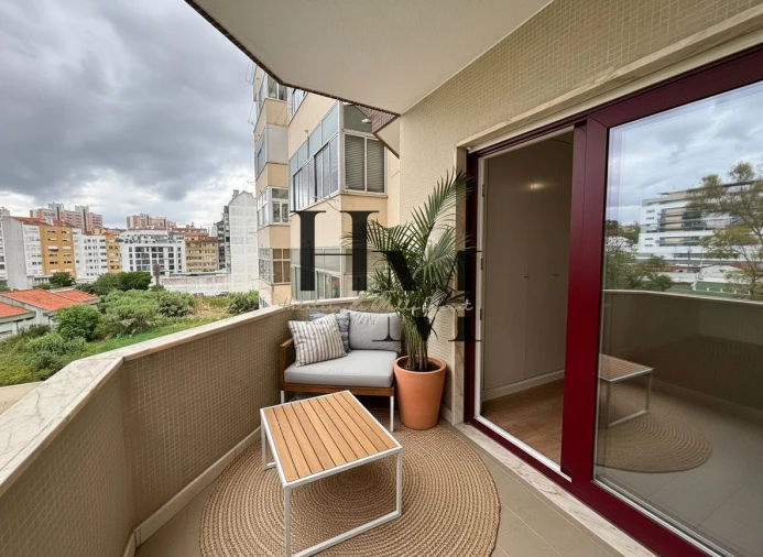 Apartamento T3 para Venda em São Domingos de Benfica Foto 27