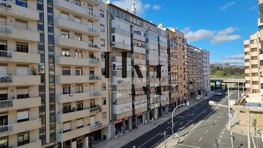Apartamento T3 para Venda em São Domingos de Benfica Foto 35