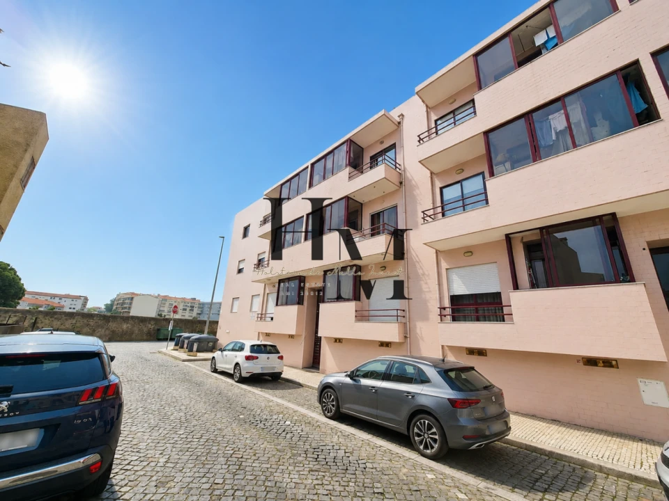 Apartamento T1 para Venda em Vila do Conde Foto 1