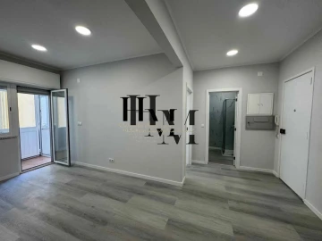 Apartamento T1 para Venda em Venteira