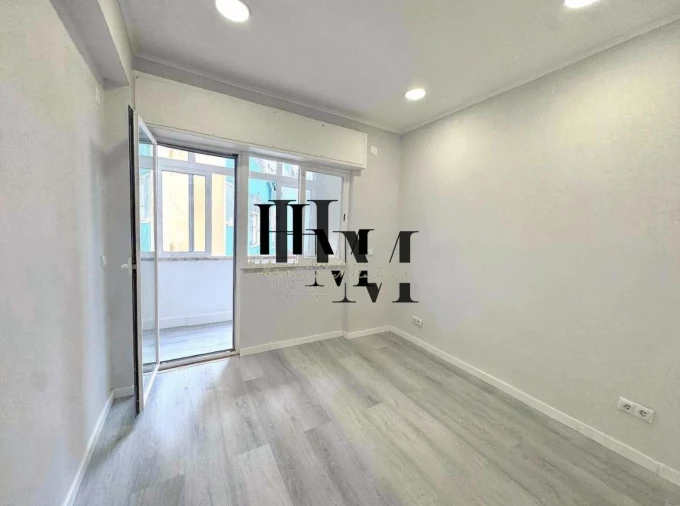 Apartamento T1 para Venda em Venteira Foto 10