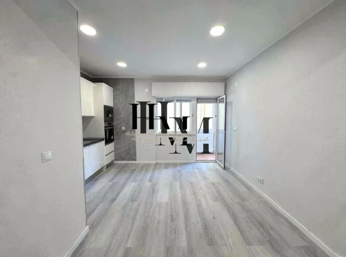 Apartamento T1 para Venda em Venteira Foto 8