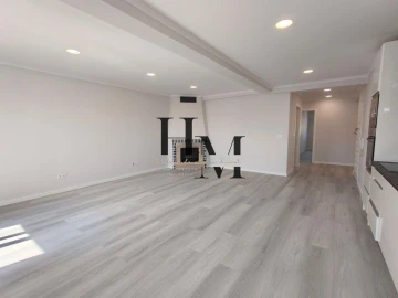 Apartamento T4 para Venda em Amora