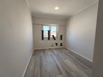 Apartamento T4 para Venda em Amora