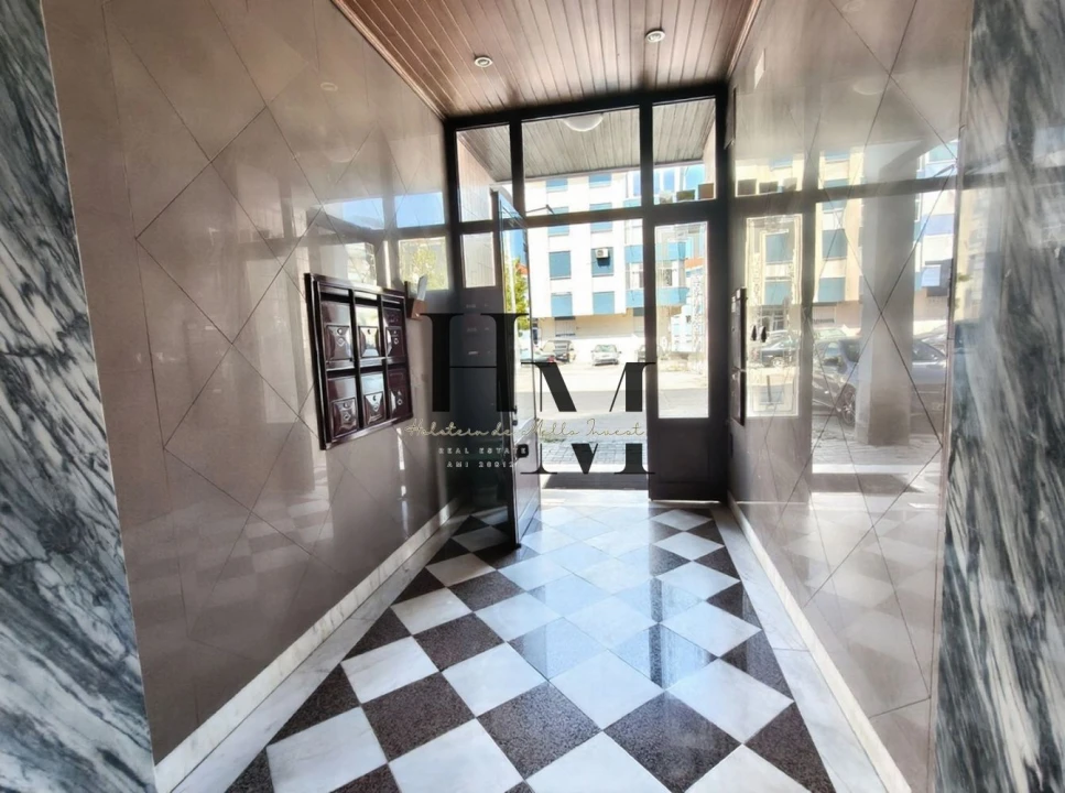 Apartamento T4 para Venda em Amora Foto 27