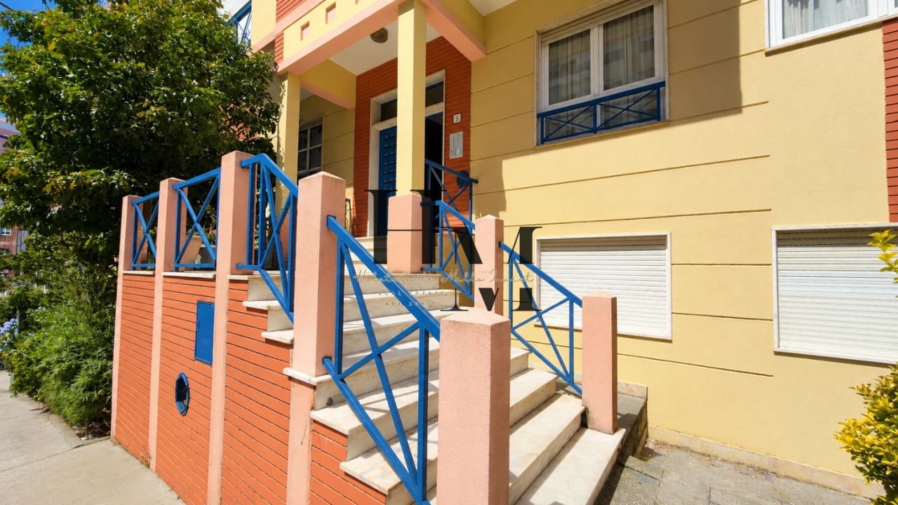 Apartamento T2 para Venda em Algueirão-Mem Martins Foto 2