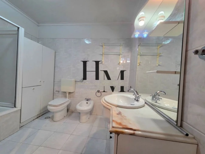 Apartamento T2 para Venda em Algueirão-Mem Martins Foto 15