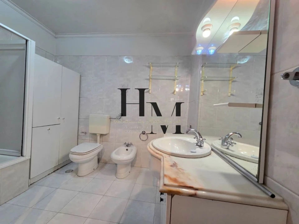 Apartamento T2 para Venda em Algueirão-Mem Martins Foto 15