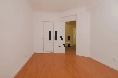 Apartamento T3 para Venda em Algueirão-Mem Martins