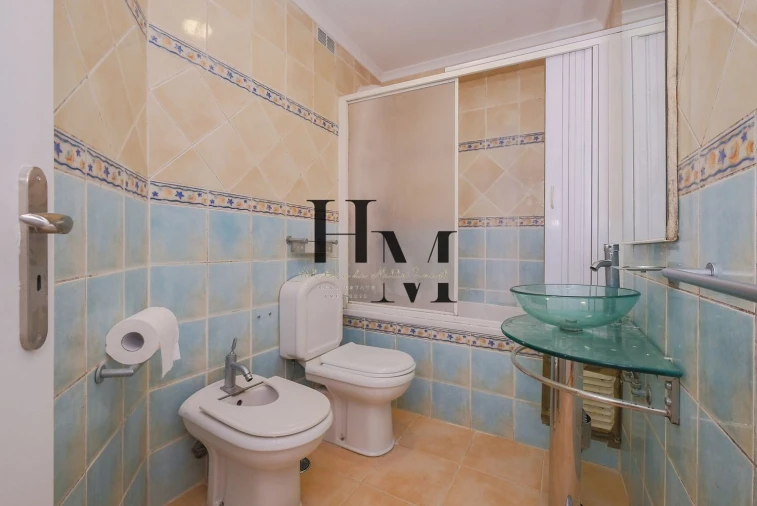 Apartamento T3 para Venda em Algueirão-Mem Martins Foto 12