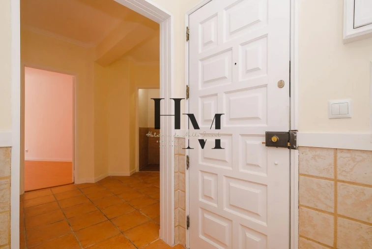 Apartamento T3 para Venda em Algueirão-Mem Martins Foto 2