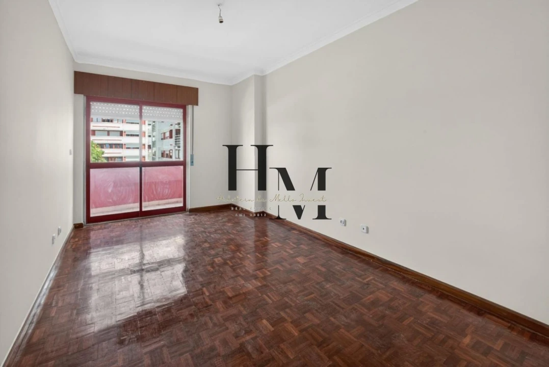 Apartamento T2 para Venda em Algueirão-Mem Martins Foto 14