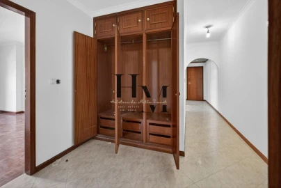Apartamento T2 para Venda em Algueirão-Mem Martins