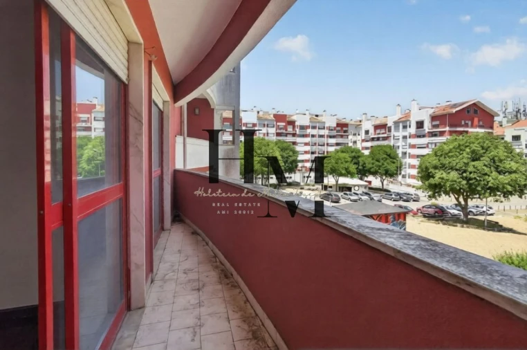 Apartamento T2 para Venda em Algueirão-Mem Martins Foto 16