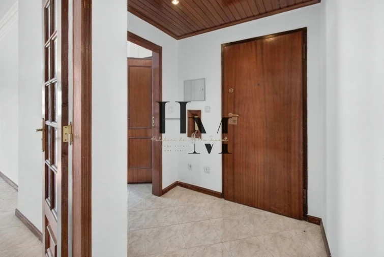 Apartamento T2 para Venda em Algueirão-Mem Martins Foto 5