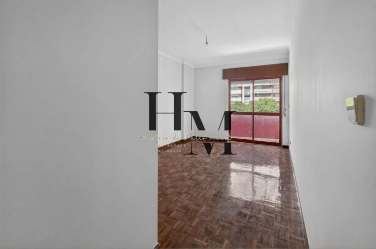 Apartamento T2 para Venda em Algueirão-Mem Martins Foto 13