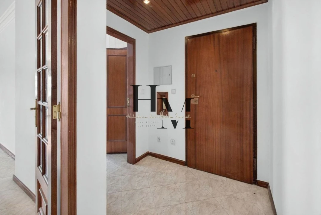 Apartamento T2 para Venda em Algueirão-Mem Martins Foto 5