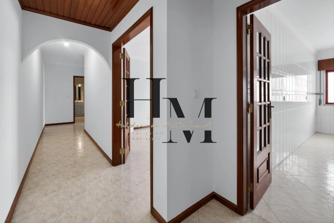 Apartamento T2 para Venda em Algueirão-Mem Martins Foto 6