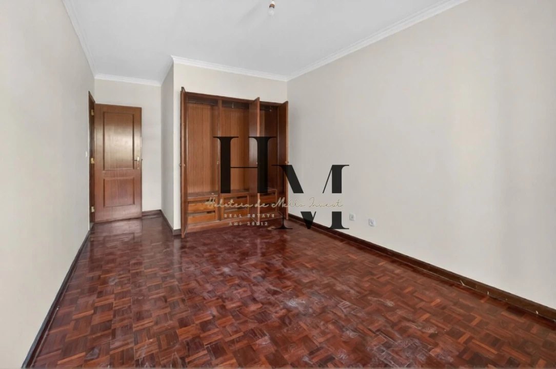 Apartamento T2 para Venda em Algueirão-Mem Martins Foto 12