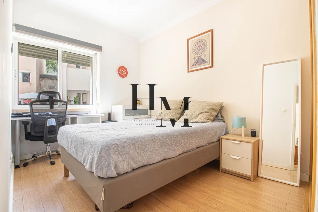 Apartamento T2 para Venda em Penha de França Foto 9