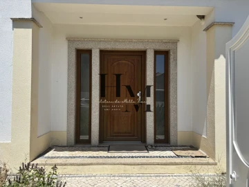 Moradia T4 para Venda em Azeitão (São Lourenço e São Simão)