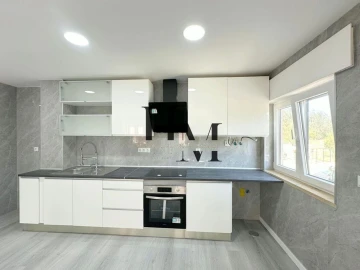 Apartamento T2 para Venda em Corroios