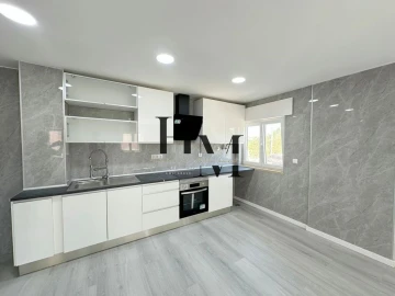 Apartamento T2 para Venda em Corroios