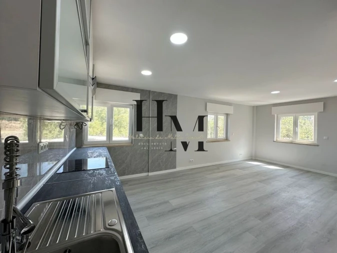 Apartamento T2 para Venda em Corroios Foto 5