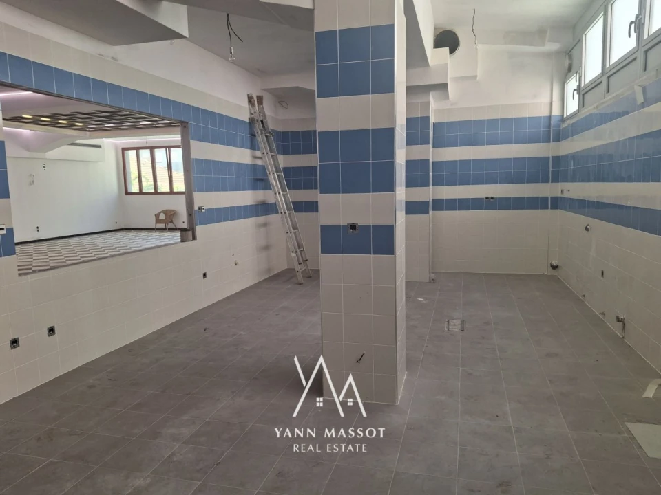 Loja para Venda em Santo António Foto 5