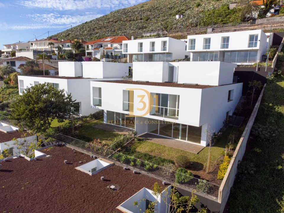 Moradia T4 para Venda em São Martinho Foto 4