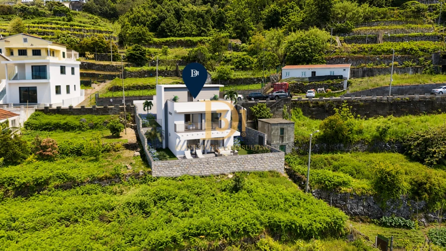 Moradia T2 para Venda em Ponta Delgada Foto 7