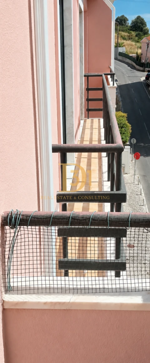 Apartamento T3 para Venda em Agualva e Mira-Sintra
