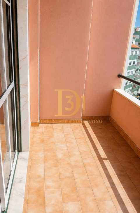 Apartamento T3 para Venda em Agualva e Mira-Sintra