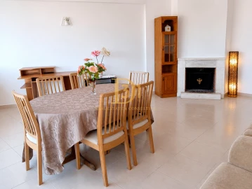 Apartamento T3 para Venda em Agualva e Mira-Sintra