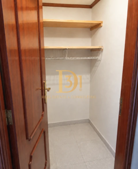 Apartamento T3 para Venda em Agualva e Mira-Sintra