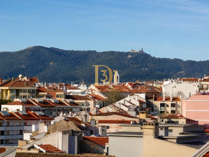 Apartamento T3 para Venda em Agualva e Mira-Sintra Foto 2
