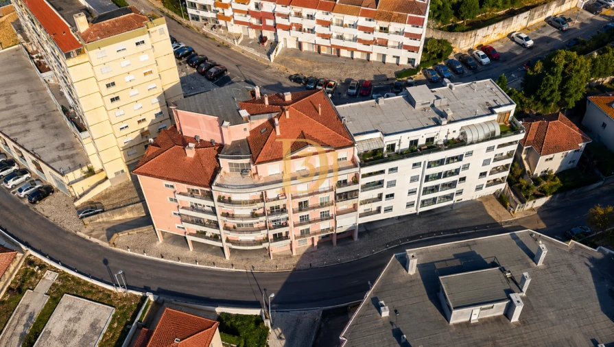 Apartamento T3 para Venda em Agualva e Mira-Sintra Foto 20
