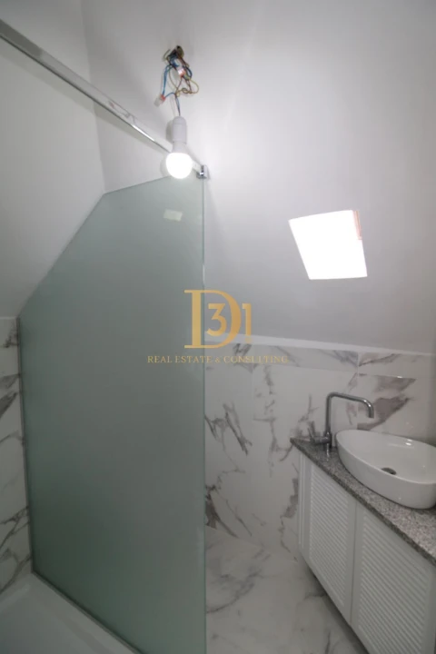 Moradia T3 para Venda em Funchal (Santa Luzia)
