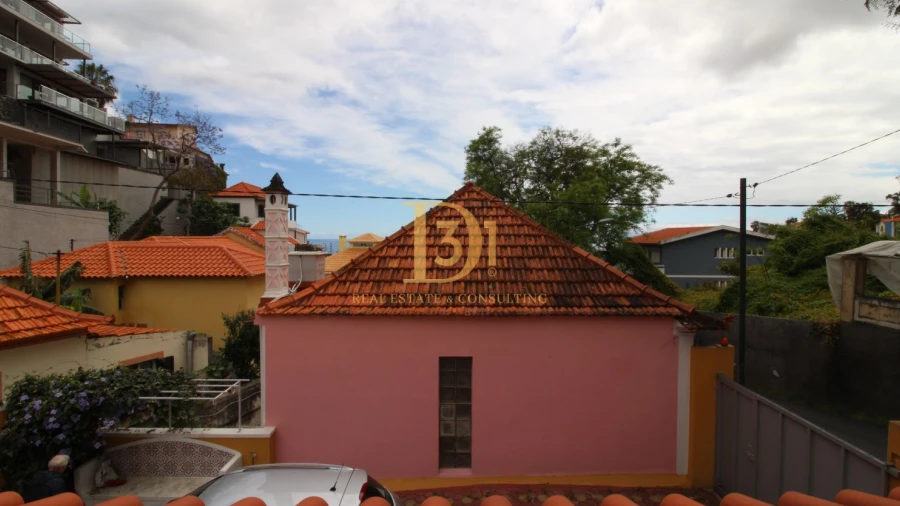 Moradia T3 para Venda em Funchal (Santa Luzia)