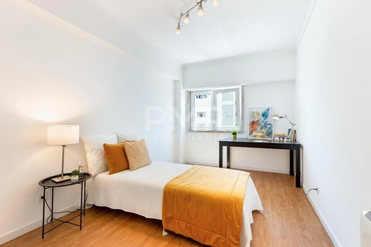 Apartamento T3 para Venda em Benfica Foto 13