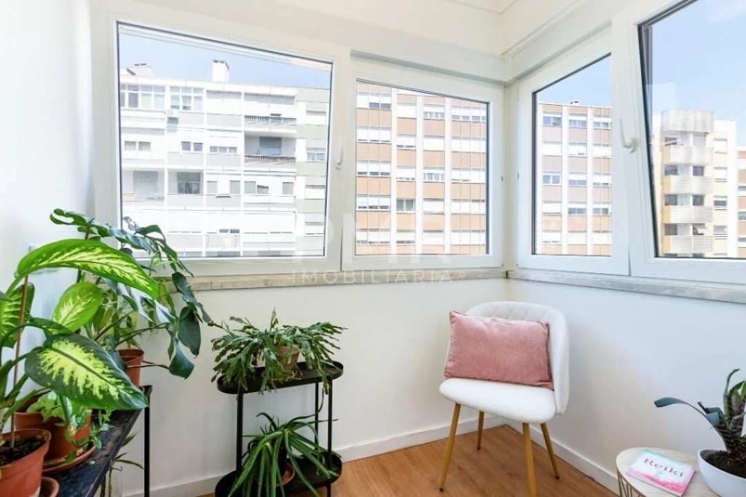 Apartamento T3 para Venda em Benfica Foto 8