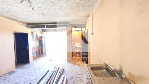 Moradia T3 para Venda em Cedrim e Paradela