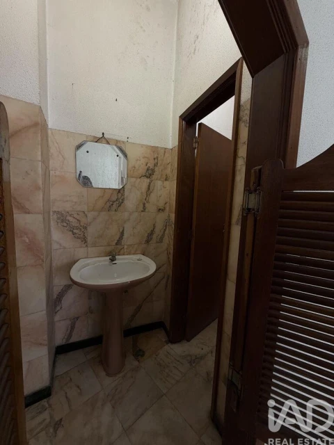 Loja para Venda em Santa Maria, São Pedro e Matacães
