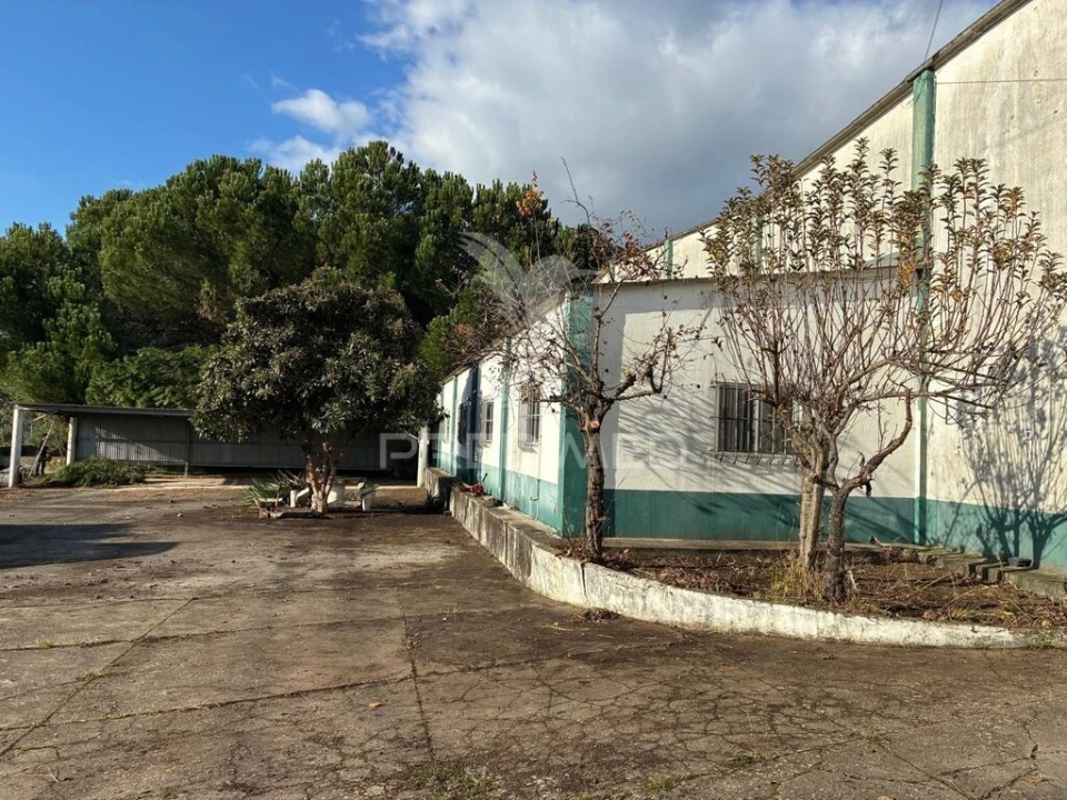 Armazém para Venda em Bugalhos Foto 20